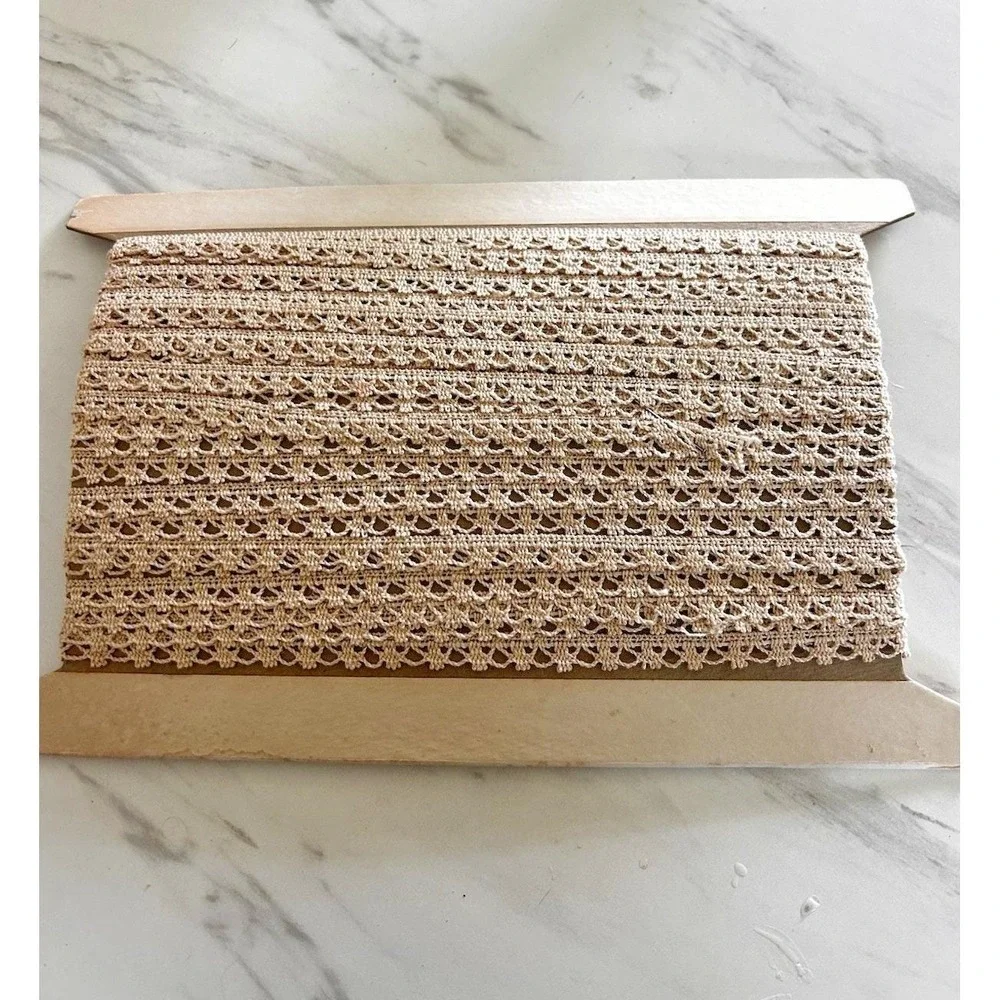 Vintage Small Natural Cotton Lace 1/2